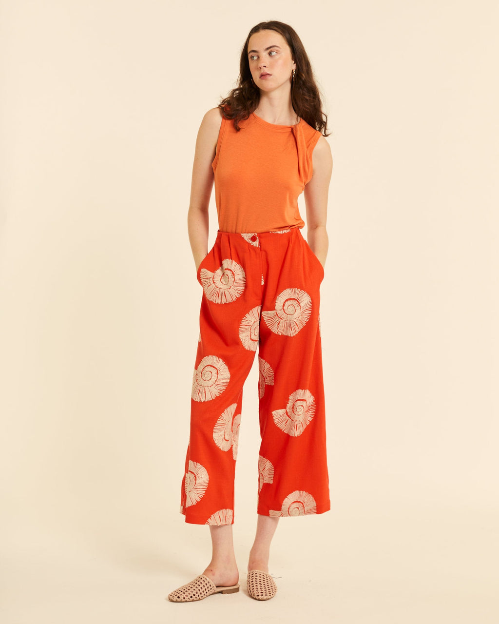 Culote con bordado caracolas
