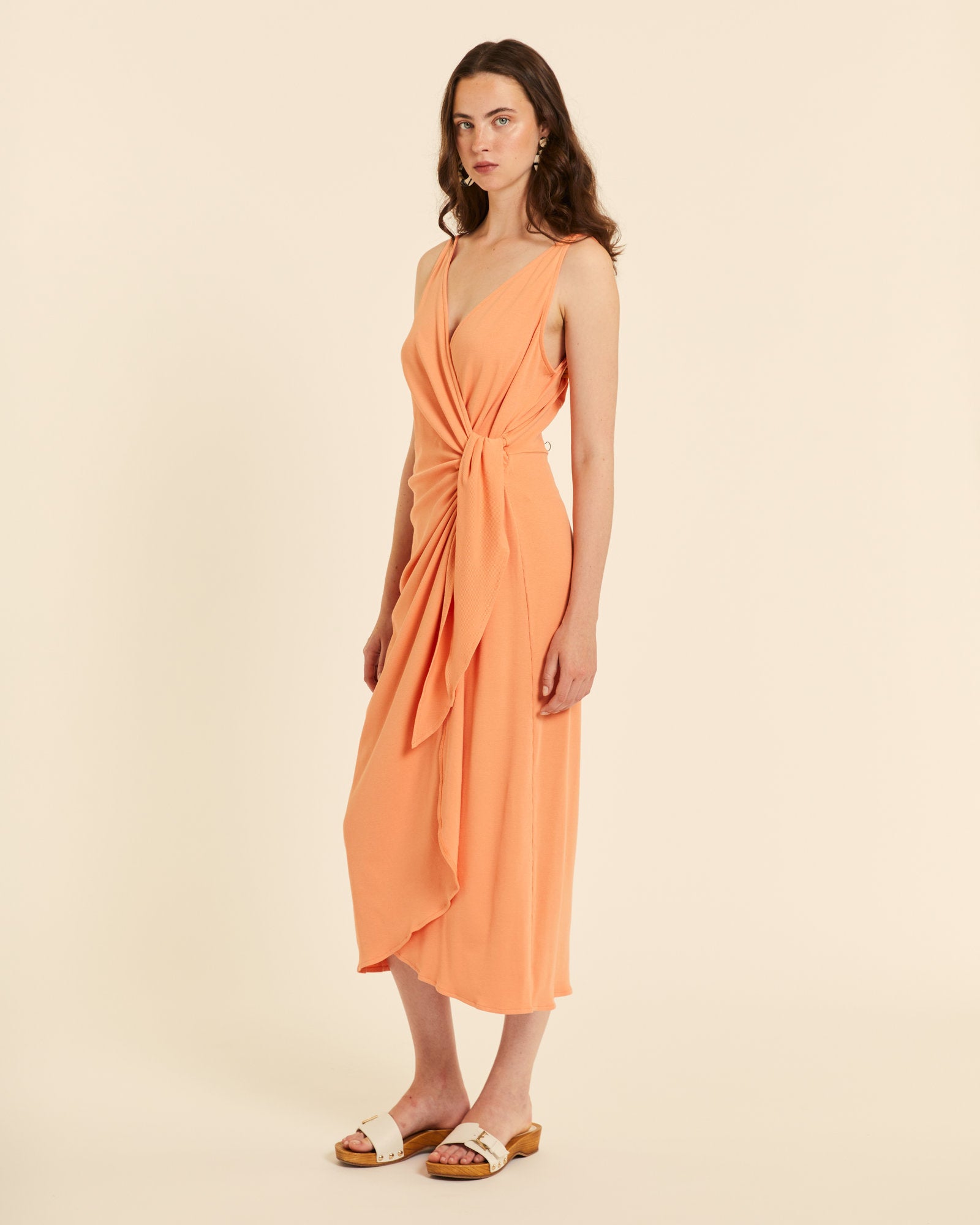 Vestido cruzado peach